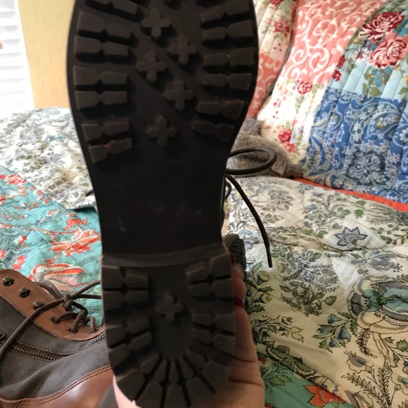 Steve Madden Boots - Picture 4 of 4